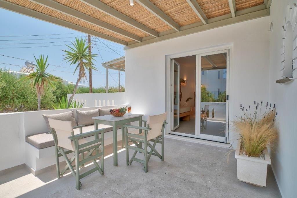 Marinatou Studios&Apartments Antiparos ciudad Exterior foto